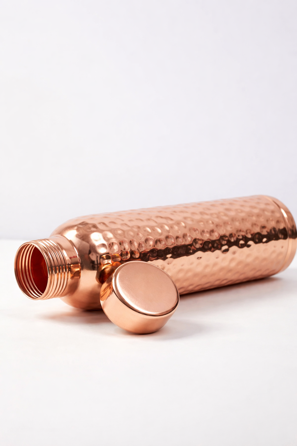 Hand-Hammered Pure Copper Bottle (1L, Pack of 1) | CopperPureShip